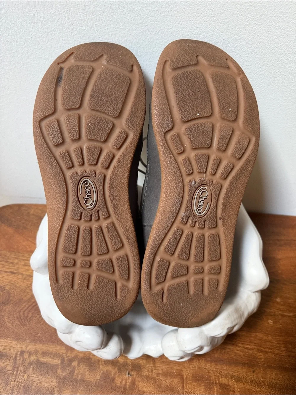 Chaco Pineland Men's Light Taupe Suede Chukka Boots Gray